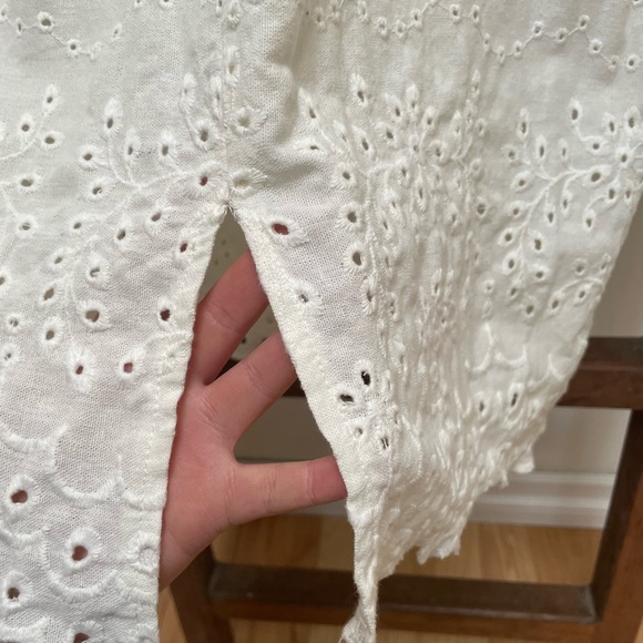Row A dress white/cream large Linen and Cotten blend embroidered hem - Picture 11 of 11
